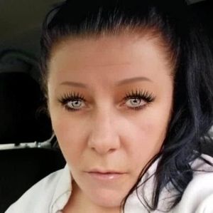 Meet your Posher, Lorilei